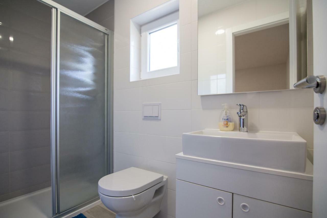 Luxury Mobile Homes Liza2 Biograd Na Moru Exterior photo